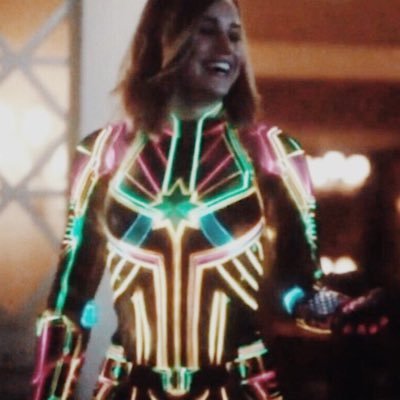 i thought you and Tony were still gazing into each other's eyes