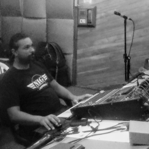 Guitarrista, sideman, Produtor fonográfico
