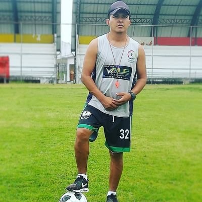 Entrenador en ITSFQ Federación Ecuatoriana de Fútbol
DT
Gerente de la https://t.co/n7eIQDwckx