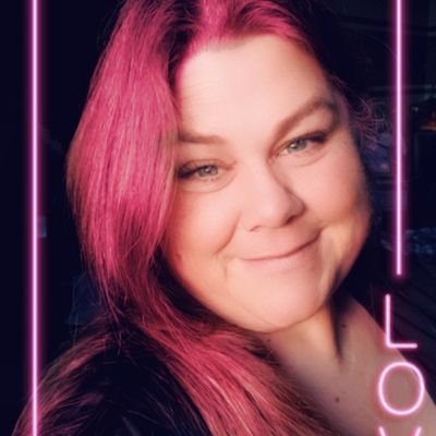 SQueenen's profile picture. Cowboy fan for life! I love to travel and experience new and exciting things.