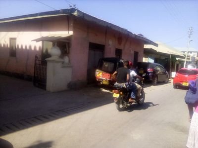 salehbsloom's profile picture. 