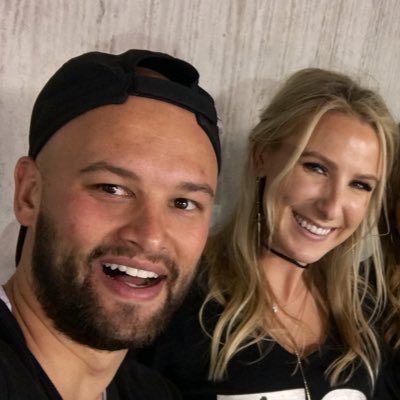 sqschroeder's profile picture. Utah based • Husband • Father • Believer in Christ • Fan of food, sports, music, design, and aviation #TakeNote | #SKOL | @DukeMBB | #GoCougs