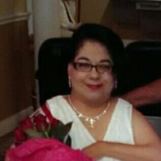 BarrettVeronica's profile picture. I'm an artist 🎨. I have a disability called Arthrogryposis Multiplex Congenita (AMC for short). I am a mouth painter, and I use acrylic and oil.