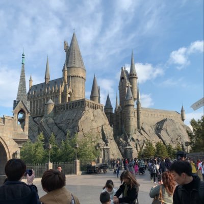 TableclothABC's profile picture. 稲美北34回生🏐→DGA17th→神戸大経済学部