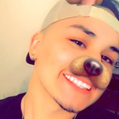 Snapchat : Meech.Quan0 🙂 IG: @AlbertGuel 🖤Accordion Player , 21 🅰️ 💛Pittsburgh Steelers 💛 •Top 3 Steelers•Terry Bradshaw• Troy Polomalu•Ben Roethlisberger
