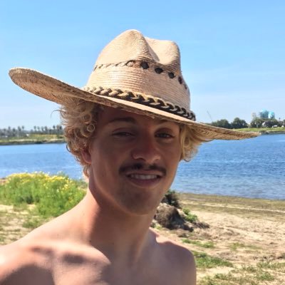 “the floors are stained red from dreads full of lead”- Brett appleby snap: the_colbyjack