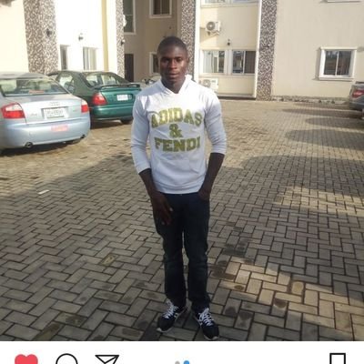 I'm a man of my own principles no fake life, I love real people real life.....