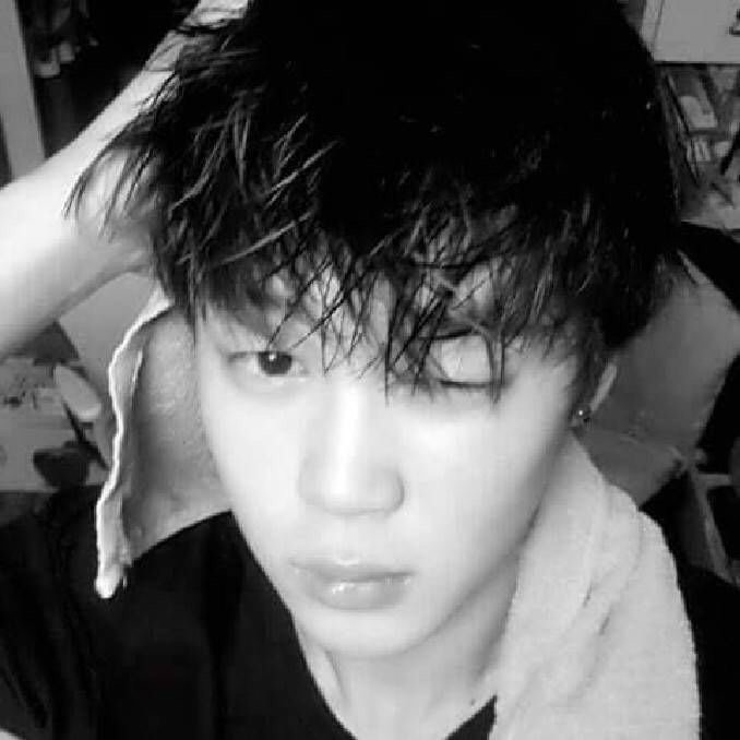 XoI23Ecpm2c10vm's profile picture. アカウント変えたのよ！？
みんなぁぁぁぁ。