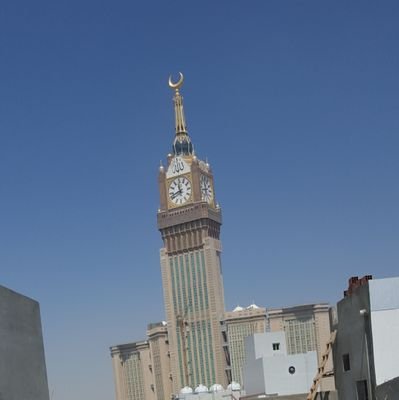 لاعمال جميع انواع العوازل عزل مائى وحراري بجميع انواعه عزل دورات مياه اسطح حمامات معالجه الخزانت واصلاحها وعزلها بالابوكسي عمل ابوكسي مواق