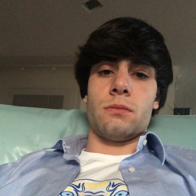 FrancescoCapec5's profile picture. Studente
Roma🔞
F & L