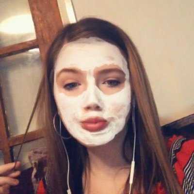 caitlin28951009's profile picture. 