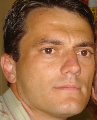 Profissional de Educação Física, Pós Graduado em Gestão, Supervisão e Orientação Educacional.