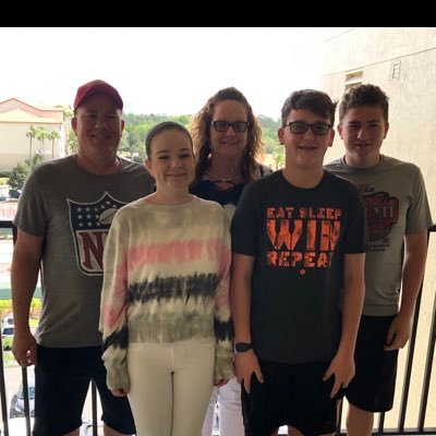 DanielleMeier12's profile picture. 