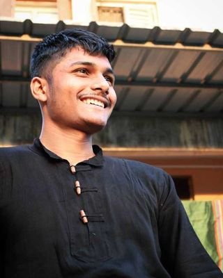 henilsandeep's profile picture. Hey Volaa. pursuing my https://t.co/zbHiLDgSDt mechanical Engg.  
 *Little bit trading ~ photography