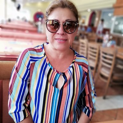 claramo35131374's profile picture. 