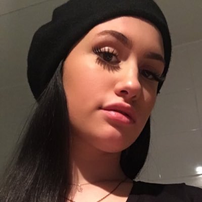North London 🧚🏻‍♀️ Singer