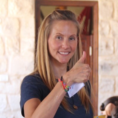 LorettaPena's profile picture. Follower of Jesus Christ & saved by grace. Co-founder of PrayFit® Ministries & wife to @prayfit founder, Jimmy Peña. Psalm 34:4 | https://t.co/W6TKfU4vOC