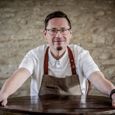KubarN, Cotswold.
Curing, fermenting, smoking, drying, ageing and churning.........
National Chef of the Year 2019!