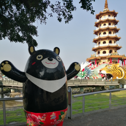 バックパッカーでリュック1つで世界中どこでも突撃✈️庶民派豪遊サラリーマンです☺️たまに狩人🦆第三の拠点は沖縄です