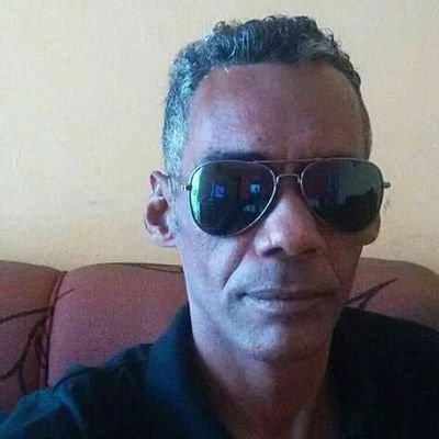 CsarNunes18's profile picture. 