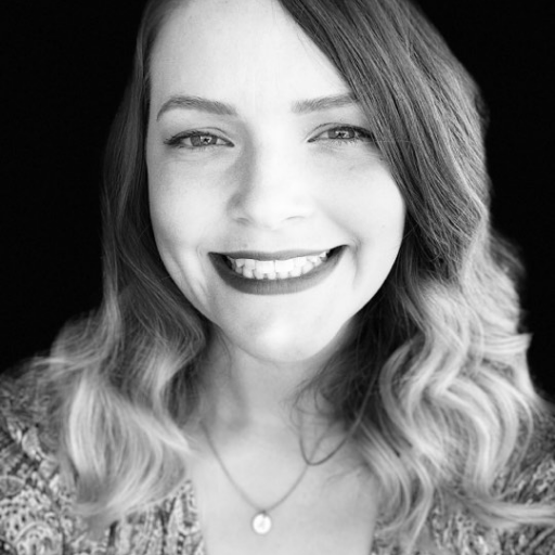 Marketing Specialist | Instagram: ash.bronson