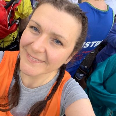 #leedsmarathon2023 Hypermobile nurse. #TeamMND 🧡💙#POTS https:/www.justgiving.com/page/amanda-apperley-2023