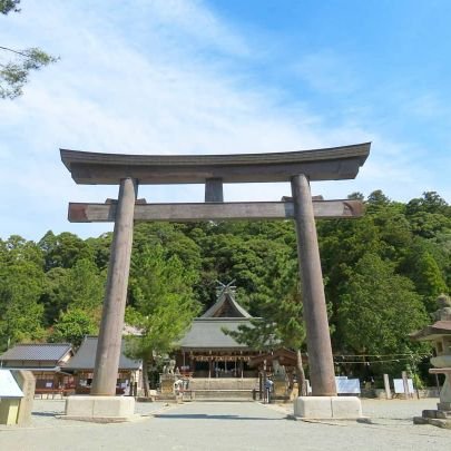 島根県大田市川合町に鎮座する物部神社で御奉仕しています。
御祭神・宇摩志麻遅命(うましまじのみこと)
日々の事や神社のようすをつぶやきます。