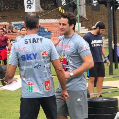 TinchoAzar's profile picture. Sin Valores, no tiene sentido.