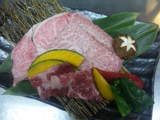 yakiichi's profile picture. ＪＲ南草津駅より歩いて5分。希少な近江牛のホルモンや黒毛和牛などをリーズナブルな価格で提供しています。また、食べ放題も2100円からと御家族連れや学生の方たちにも喜ばれています。