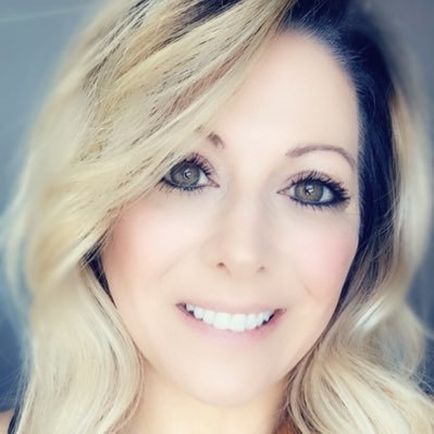 justinecoops's profile picture. 