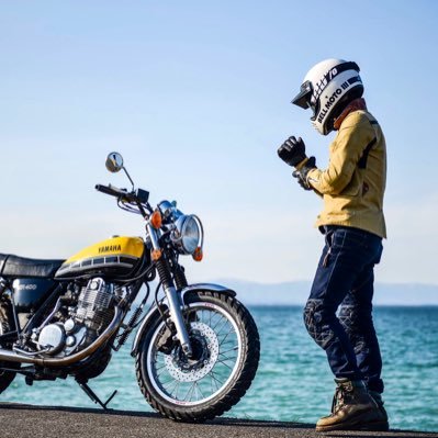 幹人 バイク乗ってる 大型じゃなくて中型免許持ってる わい バイクの種類はなにですか 種類ってあるんですか わい ヤマハとかスズキとか よく分からない わい 何ccのバイクですか 500cc わい 500ccは中型