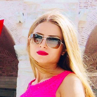 roya_h77's profile picture. Developer
