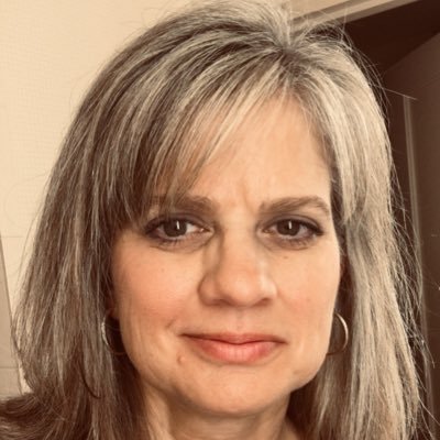 Elementary school instructional coach who believes
