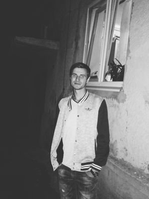 myscript642's profile picture. Весёлый, общительный и не внимательный.
