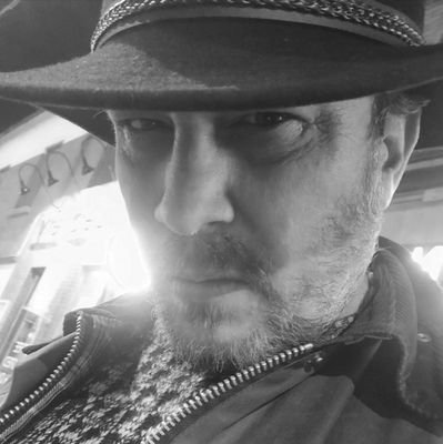 Writer/Producer. Drama. Sci-Fi. Westerns. Horror. REGENESIS, MURDOCH MYSTERIES, THE PINKERTONS. Upcoming series and features. I invented cows. And meerkats.