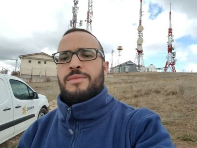 aelbanisati's profile picture. la vida es un examen