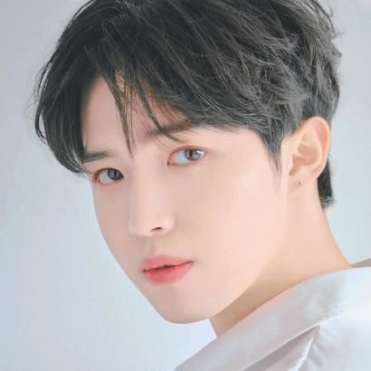 김재환 하는 삶이 최고의 삶❣
재환이 팬이라 다행이야❣
(2n 성인 윈드ᵂᴵᴺᴰ🌬💨❣) ´ ◇｀