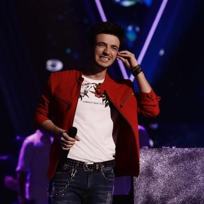 ídolo ❤️👑🤩 @javiererrocom noticias,música,vídeos,fotos..... https://t.co/jha8aJVWCV