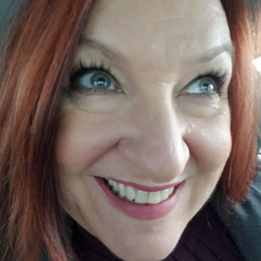 Living the Rodan+Fields life. Independent Consultant having fun and looking good with my friends and family.