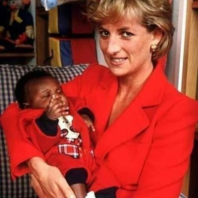 tv_____________'s profile picture. https://t.co/B4JvzVzzfr…

Dad's are Dad's and every body knows that they already graduated so if they ever got lost Thier kool!