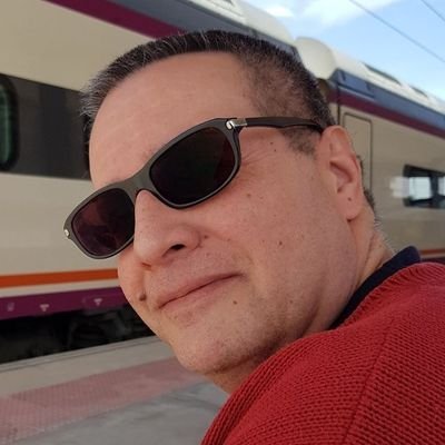 Leyes españolas en formato electrónico.
Más de 1500 normas, Leyes Orgánicas, Leyes Ordinarias, Reales Decretos Legislativos, Política, Sindicatos, Derechos ...