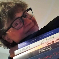 Vicki Ziegler(@bookgaga) 's Twitter Profile Photo