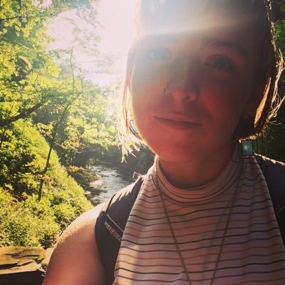 network neuroecology of the social environment. first gen + queer 🌈 PhD candidate in Cog Sci + Complex Networks at Indiana. she/her