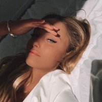 glossyselfthreads (@glosyselfthread) Twitter profile photo