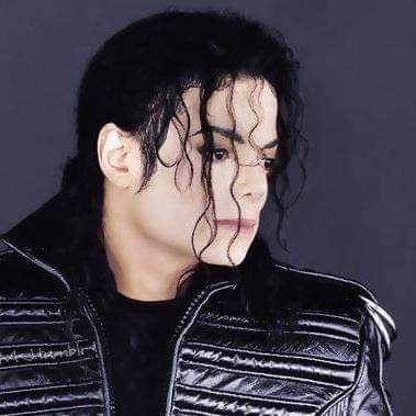 MJ_Database's profile picture. 🌟MJ Database is working hard on a new MJ website. We'll give away a free MJ tshirt in your size once we've reached the first 1000 followers!🌟