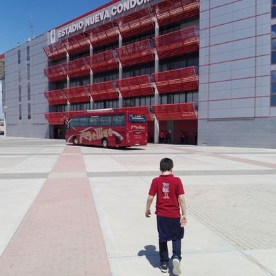 Enamorado de mi familia, de mi tierra y del fútbol. Pasión por el Real Murcia.