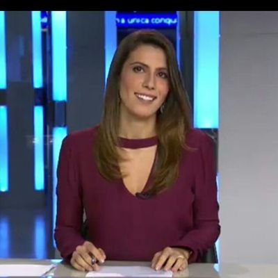 Jornalista. Apresentadora da BandNews FM.