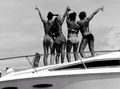 happypeopletwo's profile picture. 행복한 사람들의 즐거운 파티 문화가 있는 
싸이월드 해피피플 시즌 2 
주말의 즐거운 파티와 놀이문화.. 
스타일 있는 사람들의 모임