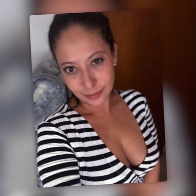Chocolatita_xo's profile picture. “Shockingly available”