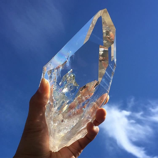 ブラジル・トカンティンス州で採掘された高品質な レインボースタッ